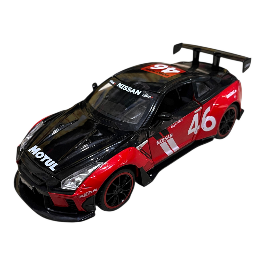 NISSAN GTR R35 DIE CAST METAL CAR 1:22 scale