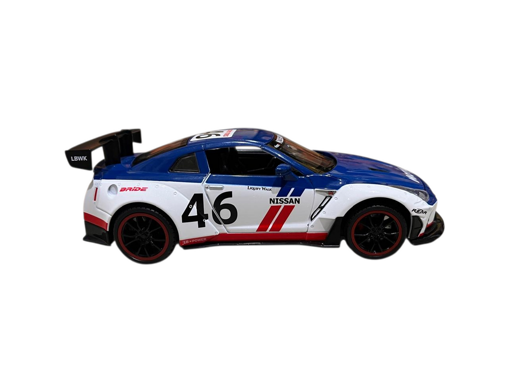 NISSAN GTR R35 DIE CAST METAL CAR 1:22 scale